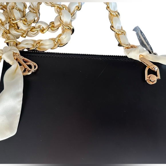 Mugler Clutch Crossbody NWOT Detachable Gold Chain & White Strap - Picture 6 of 6